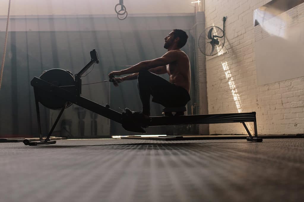 Les meilleurs exercices de musculation à faire avec un rameur