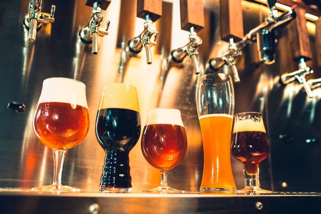Différentes couleurs de bières