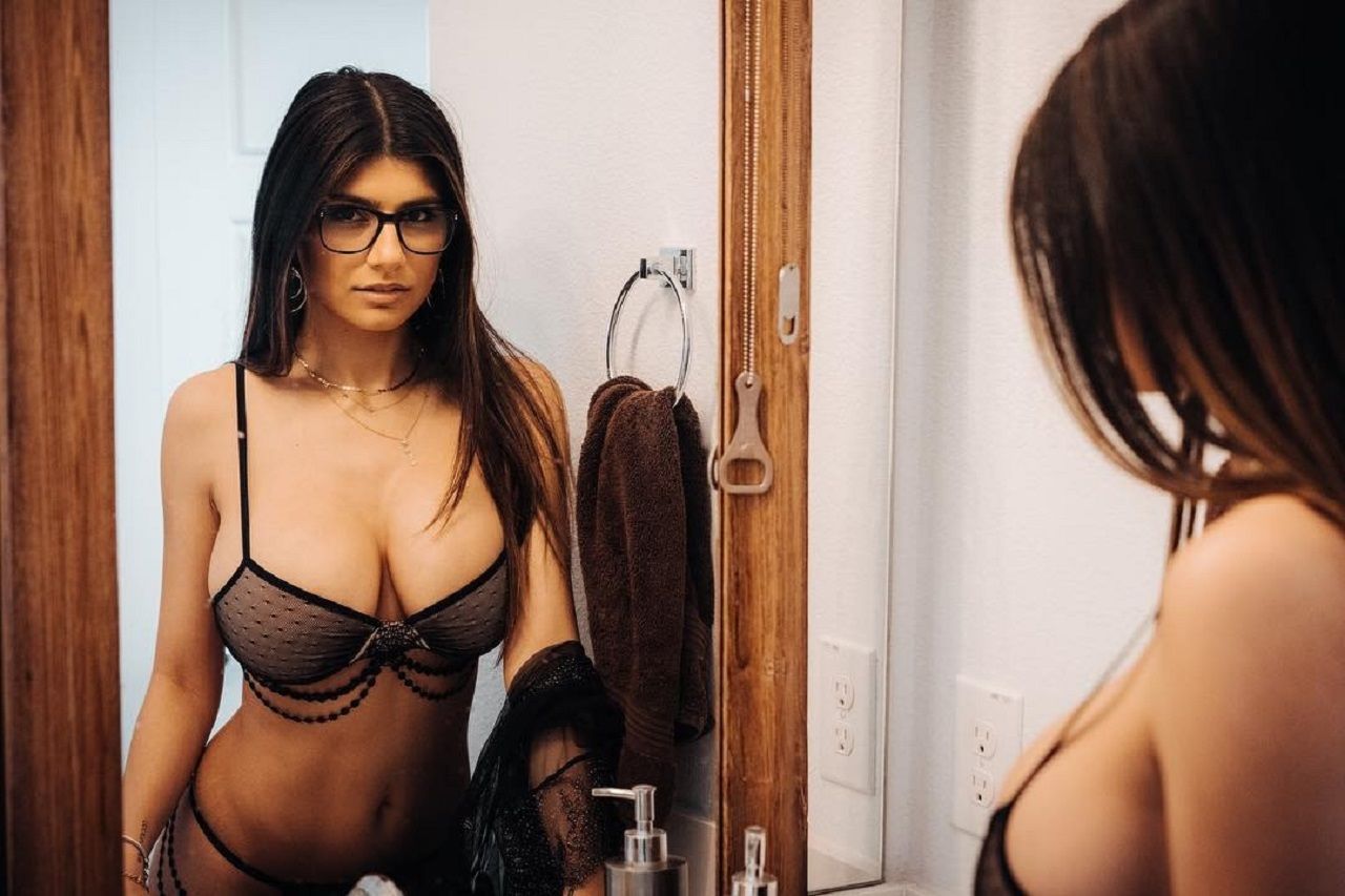 Tout savoir sur la sexy Mia Khalifa !