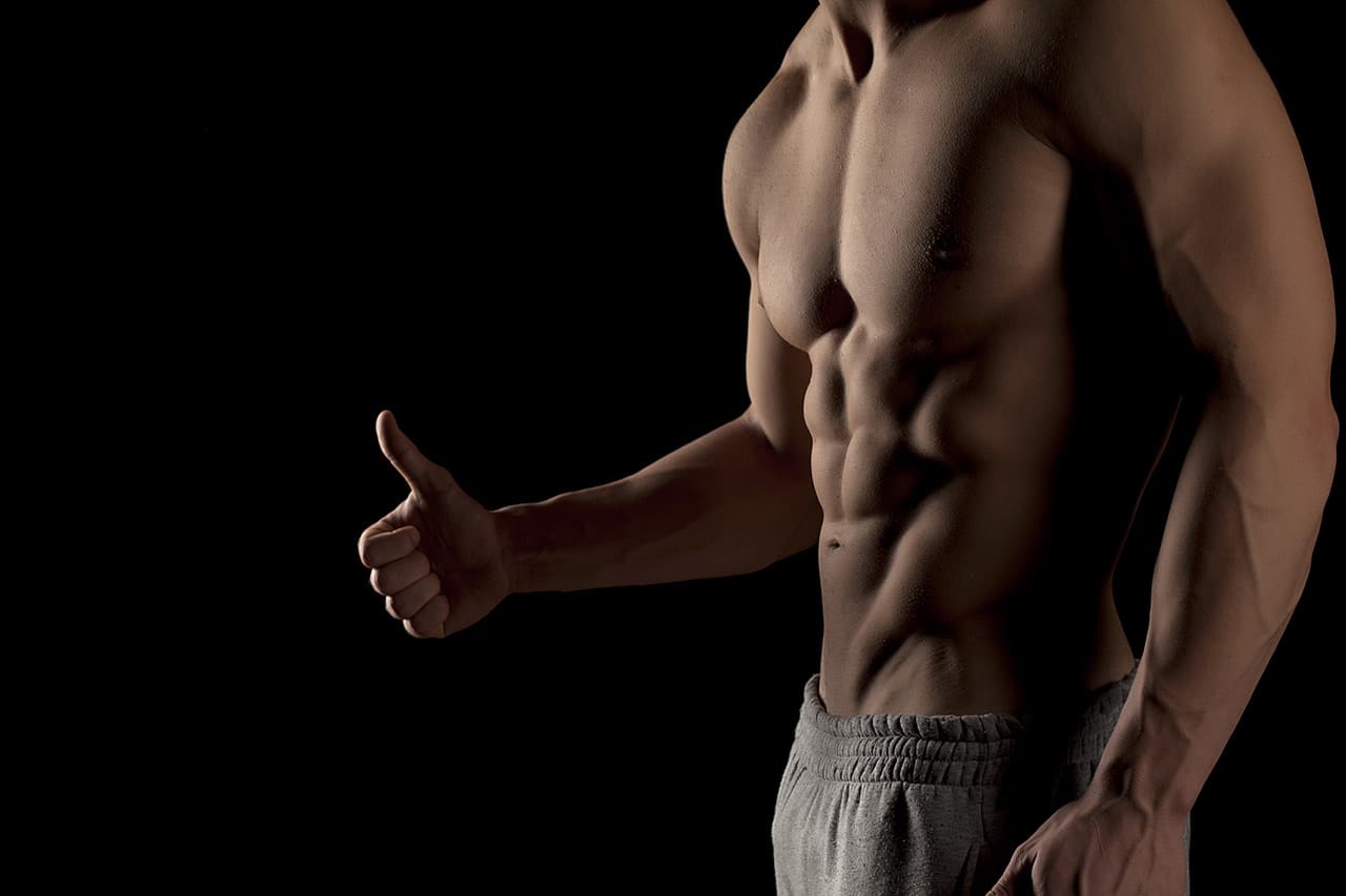 Sculptez votre corps : 10 exercices debout pour renforcer vos abdominaux