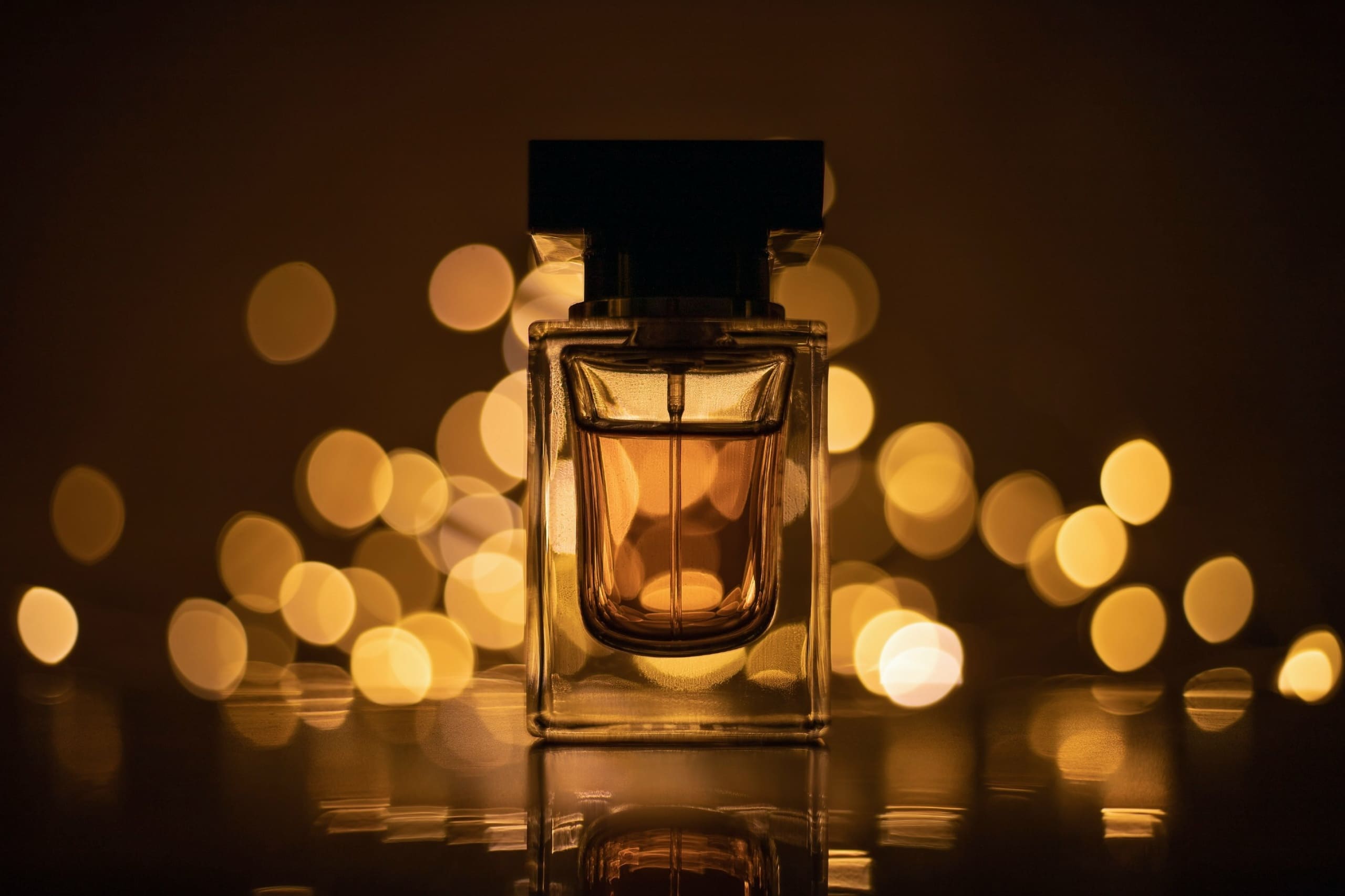 Parfums Noël 2023 : les parfums exclusifs et coffrets à offrir