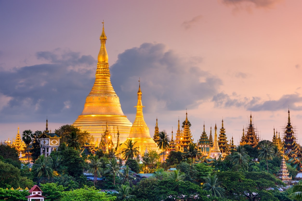 Pagode Shwedagon de Rangoon, Birmanie (Myanmar)