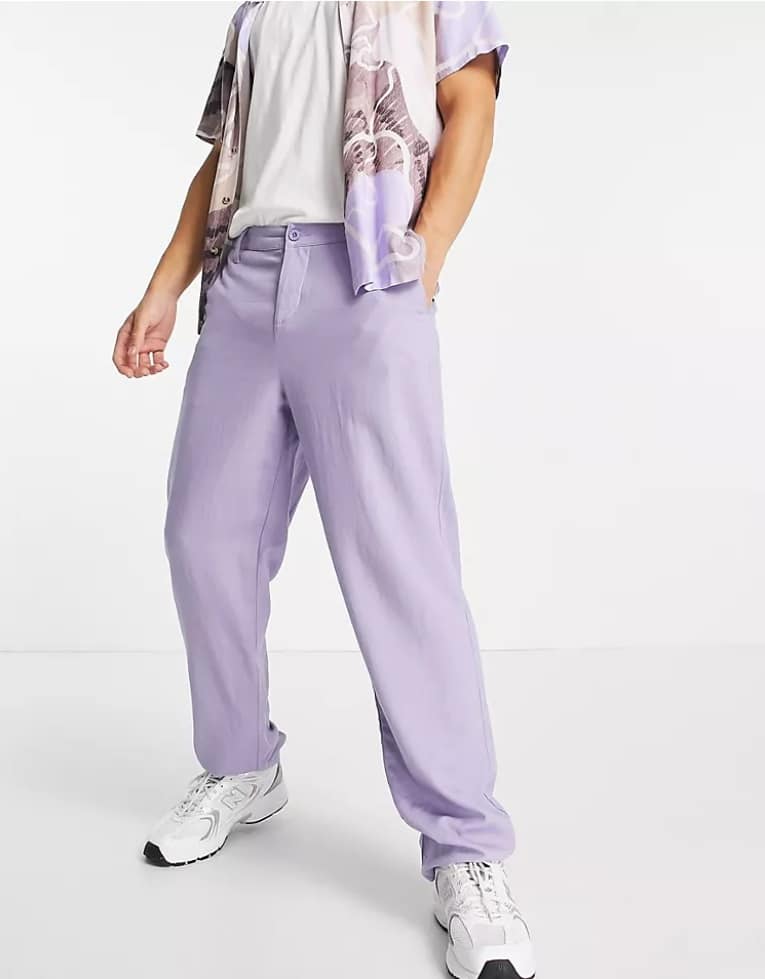 Very Peri couleur 2022 - pantalon violet