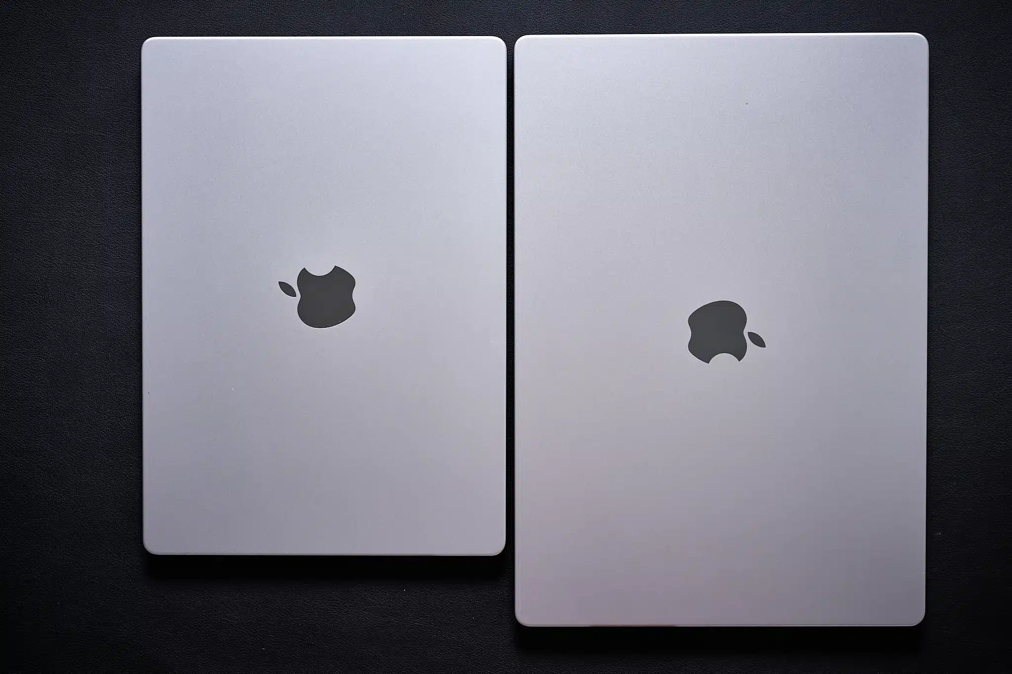 Apple MacBook Pro 16 M1 Max vs MacBook Pro 14 M1 Pro