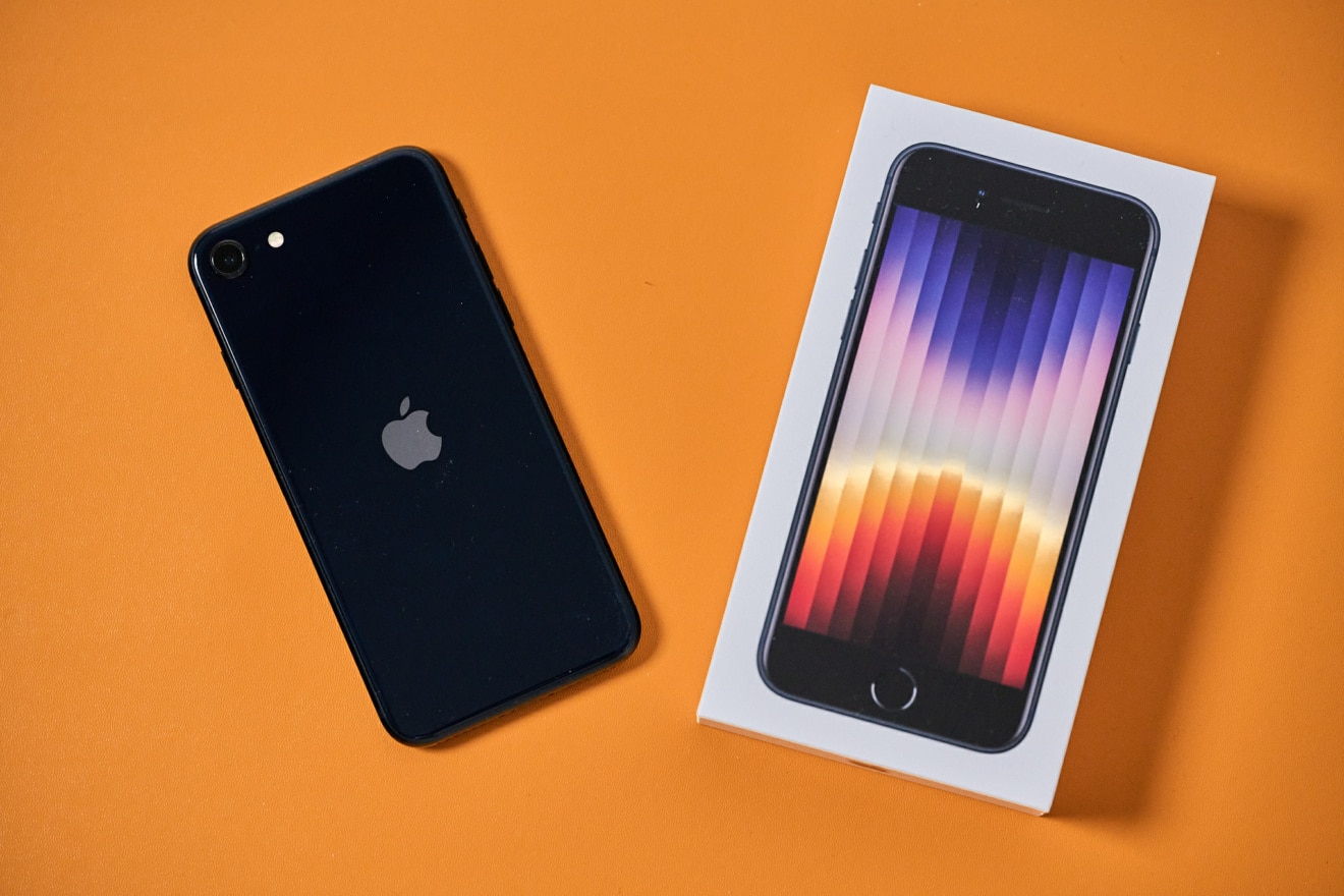 Test iPhone SE 2022 : que vaut le moins cher des iPhone Apple ?