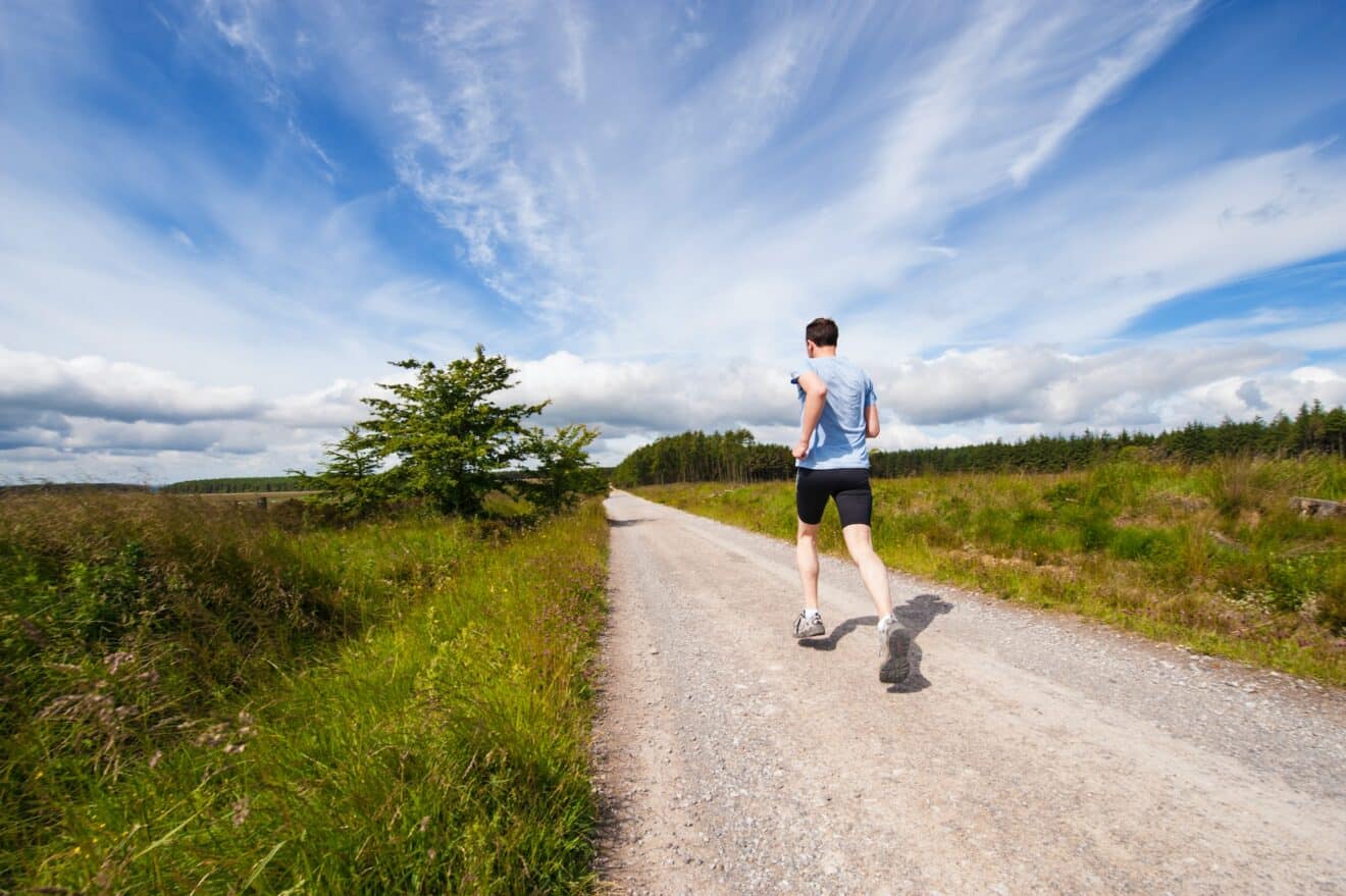 Débuter en running : 10 conseils incontournables pour votre aventure de jogging!
