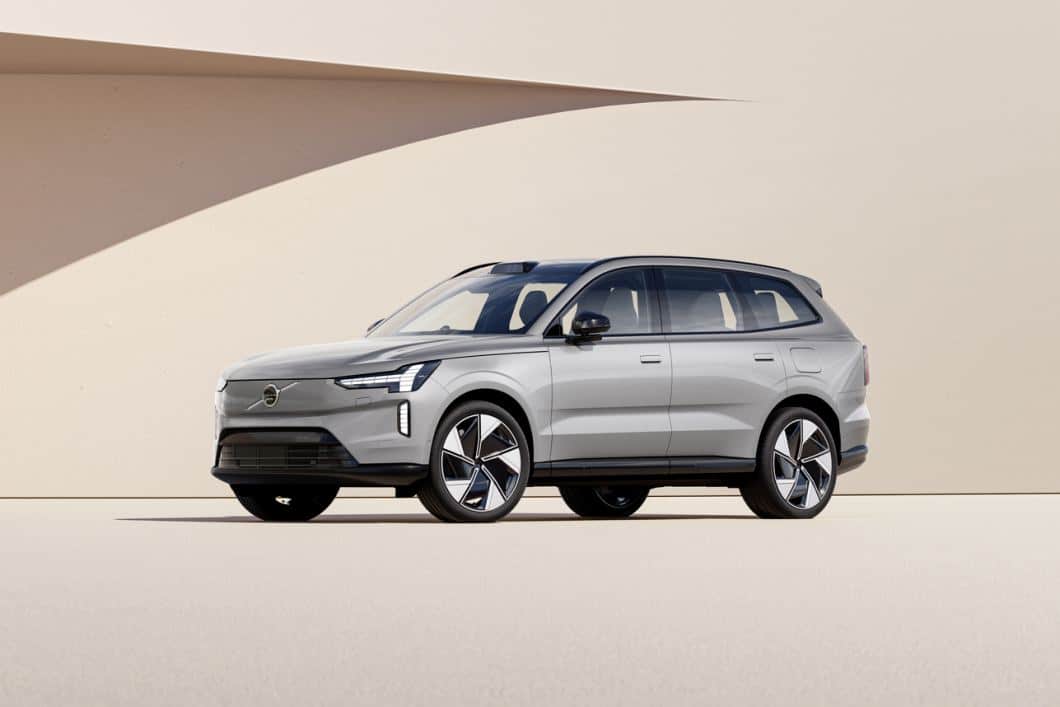 Volvo EX90 : le SUV électrique 7 places en impose