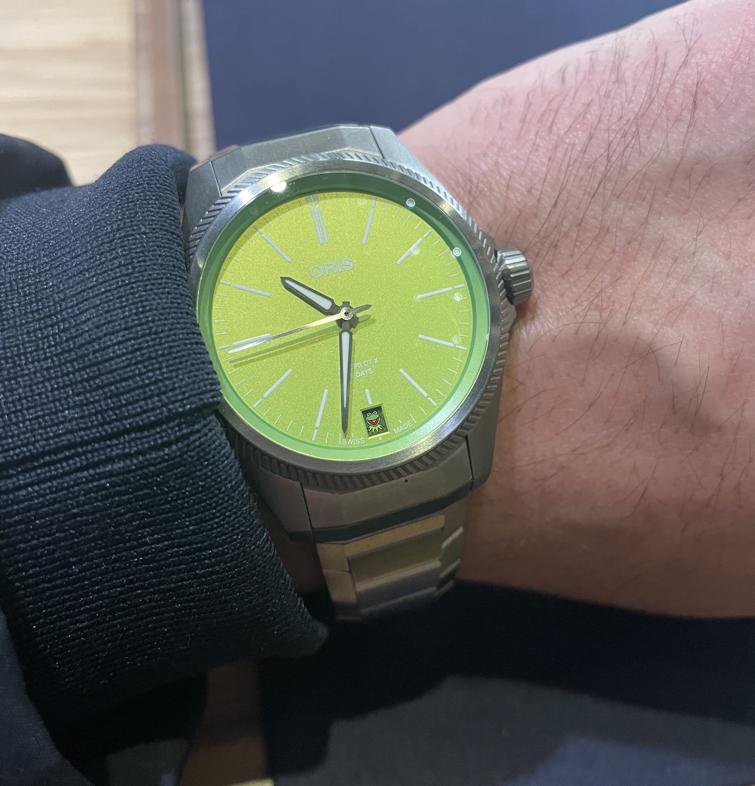 Watches & Wonders 2023 - Oris ProPilot X Kermit Edition