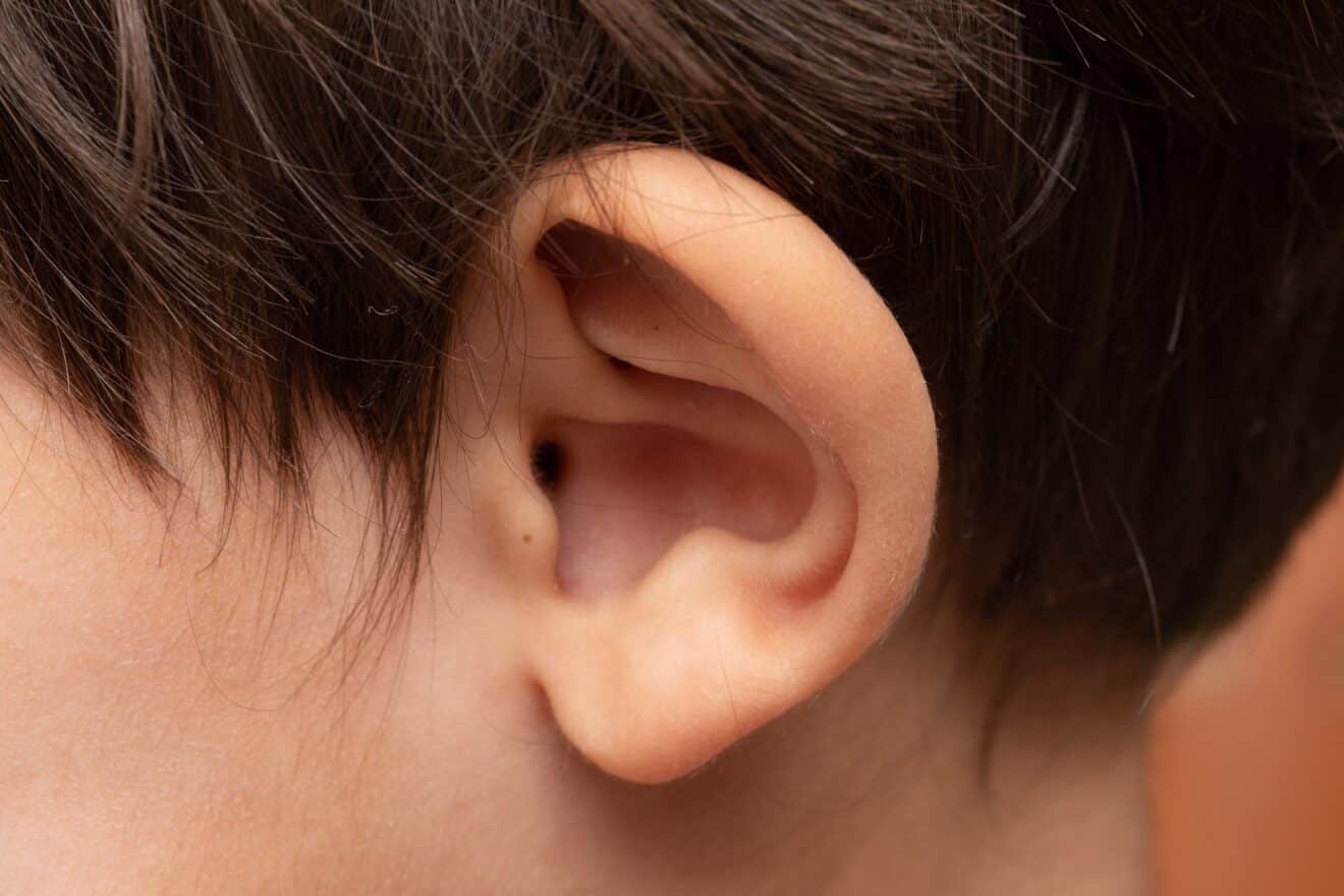 Comment traiter au mieux l’eczéma de l’oreille ?