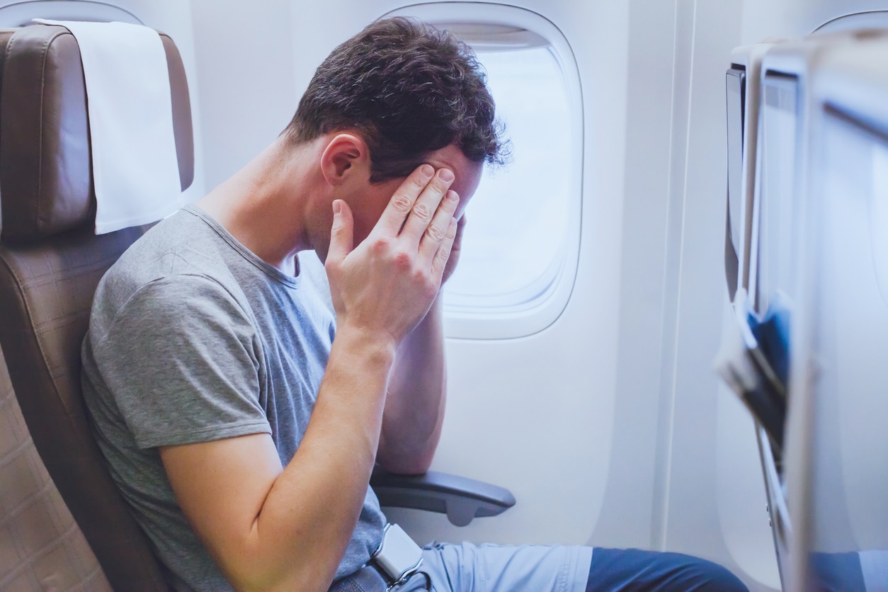 Vaincre la peur de l'avion : 10 techniques éprouvées pour voyager en toute sérénité