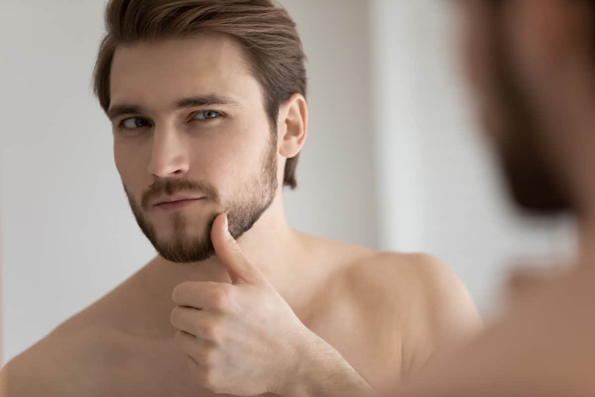 Créer une routine beauté efficace pour les hommes à la peau sèche