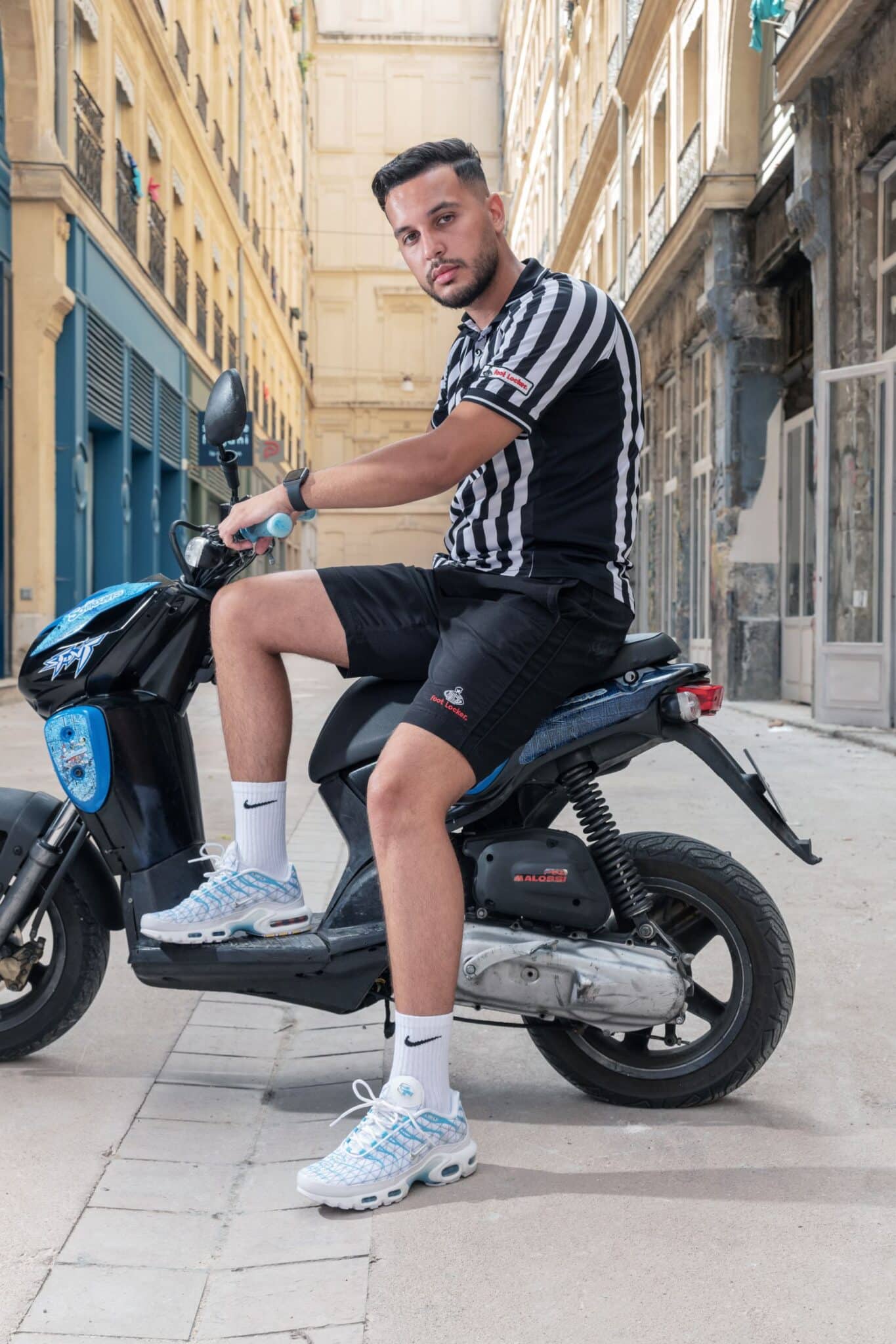Sneakers Foot Locker Europe présente la Nike TN Marseille