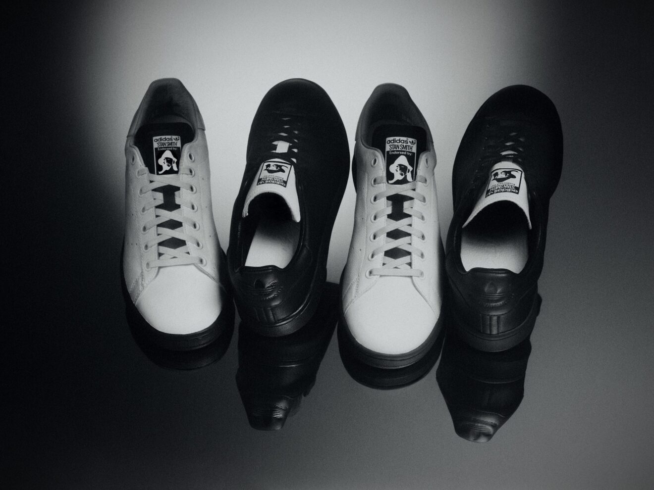 Les Stan Smith de Yohji Yamamoto sont les sneakers les plus stylées de l'automne