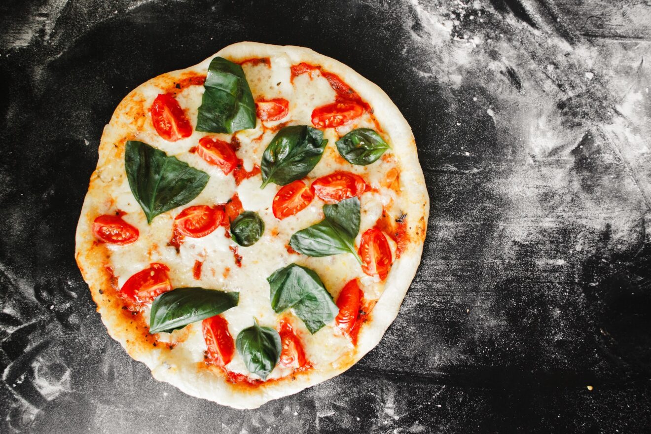 La recette de pâte à pizza inratable pour la journée internationale de la pizza !
