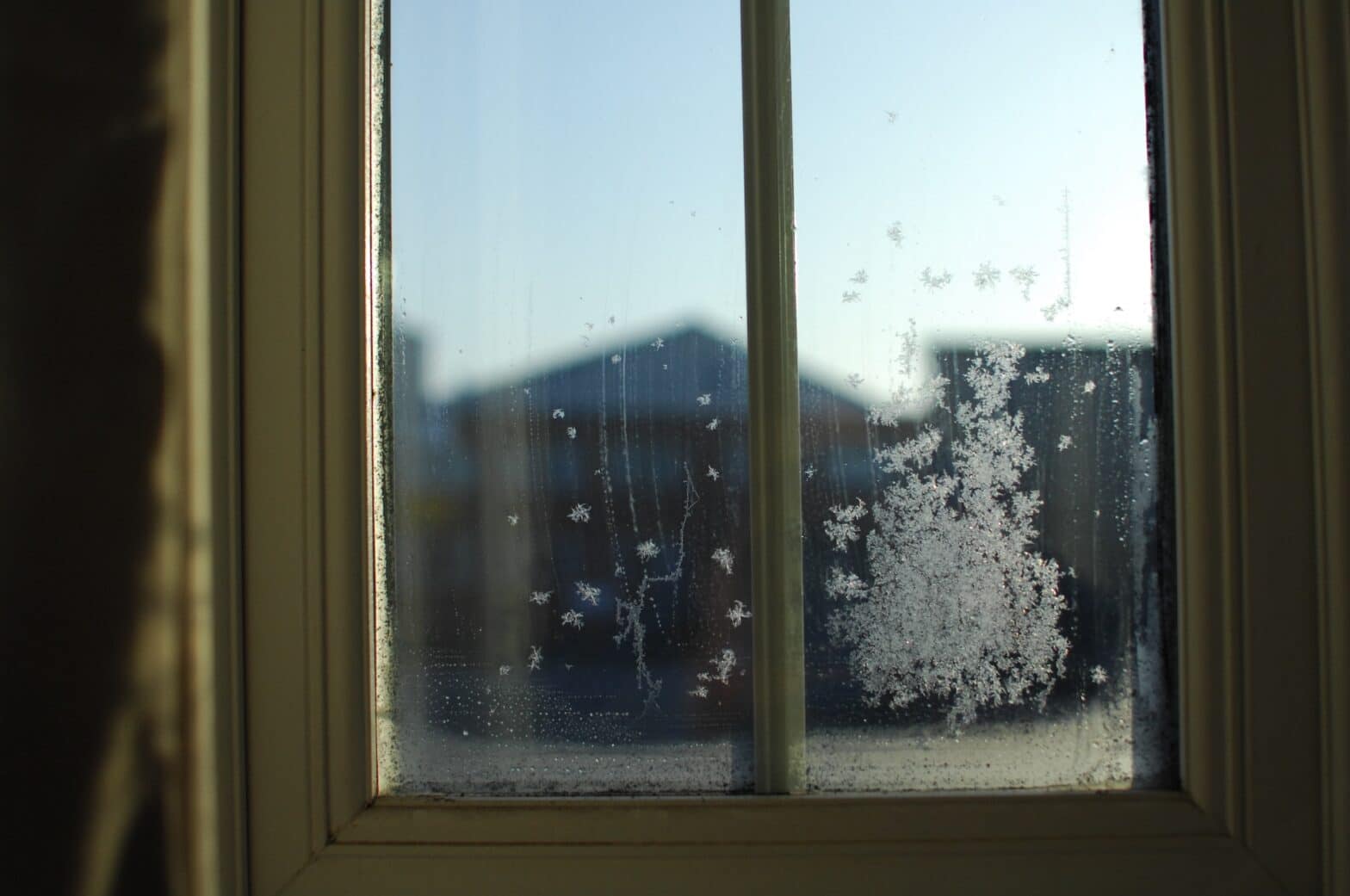 Isolation de fenêtre  Protection Contre le Bruit et le Froid