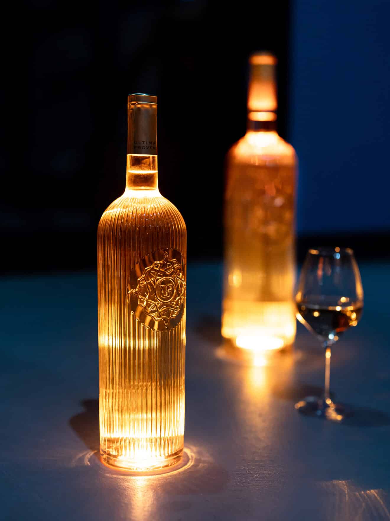 Ultimate Provence Édition Luminous : Un rosé qui illumine les nuits festives !