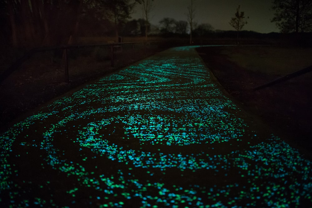 Piste cyclable phosphorescente aux Pays-Bas