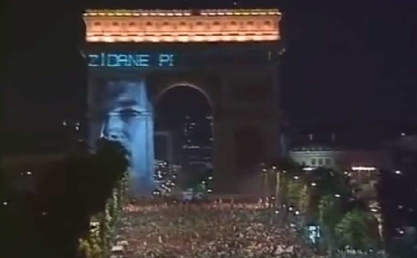 Champs Elysees le 12 juillet 1998