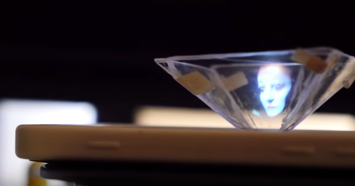 Transformez votre smartphone en projecteur d'hologramme 3D –