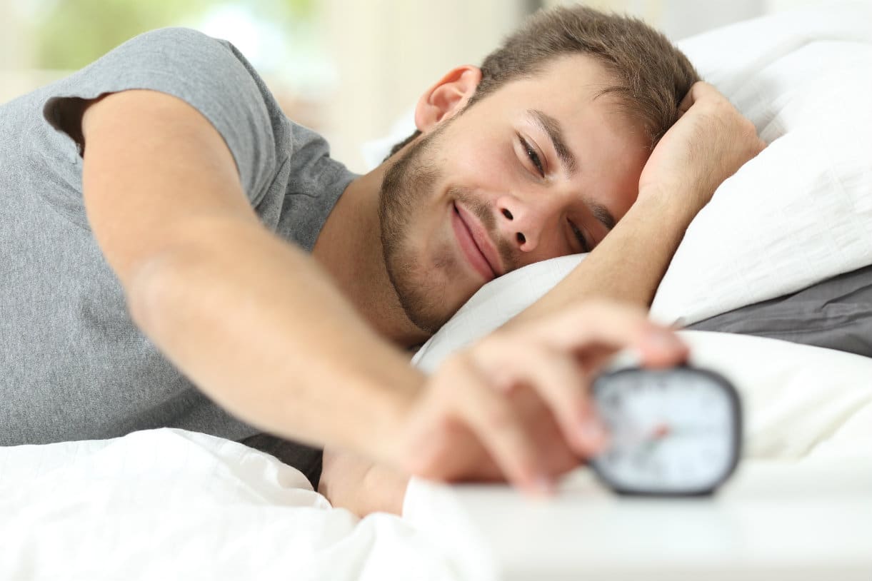 Les principes de base d'une bonne nuit de sommeil (que vous ne suivez pas)
