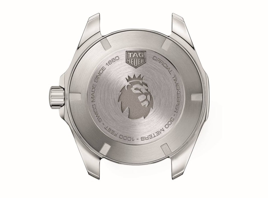 Le logo de la Premier League au dos du boîtier de cette montre Tag Heuer