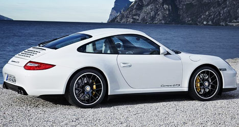 Porsche 911 Carrera GTS profil arrière